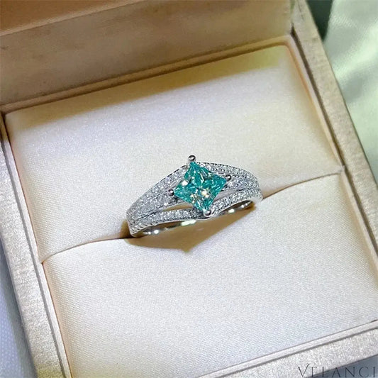Ring Isabella - Everyday Brilliance, 1 Carat Moissanite Women's Ring Velanci
