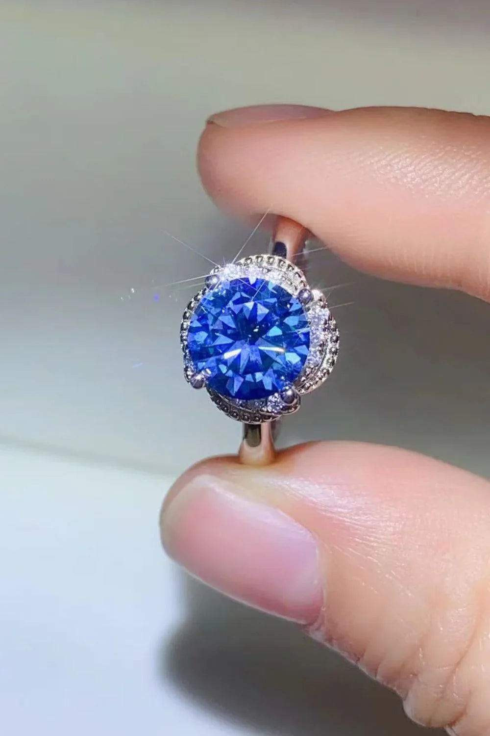 Ring Giulia - 2 Carat Moissanite Center, Sterling Silver Women's Ring Velanci
