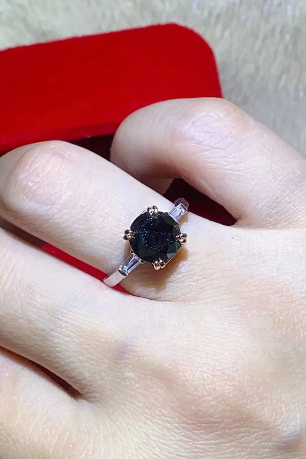 2 Carat Moissanite Ring Francesca - Minimalist Black Center Women's Ring Velanci