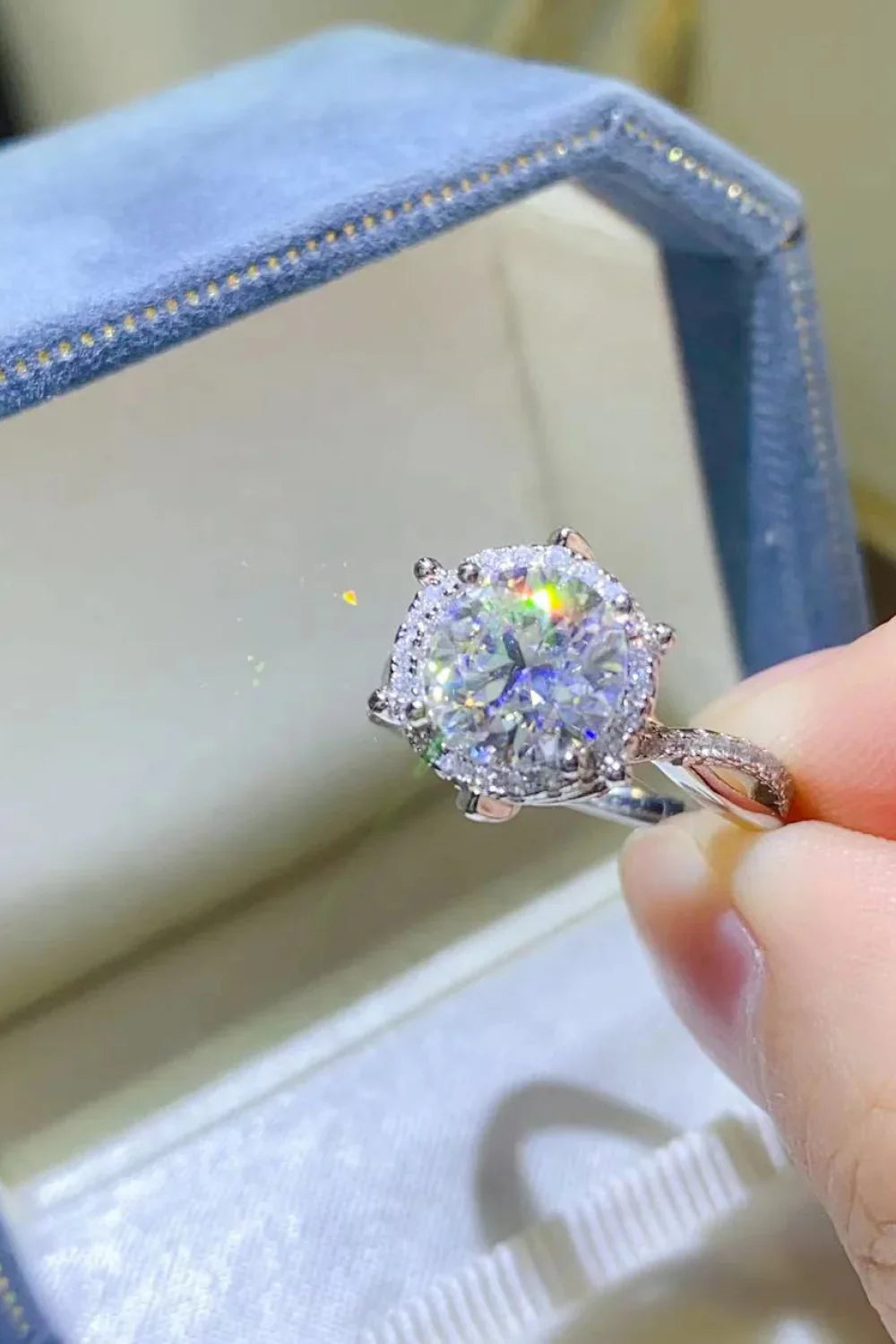 Ring Isabella - 2 Carat Moissanite Sterling Silver Women's Ring Velanci