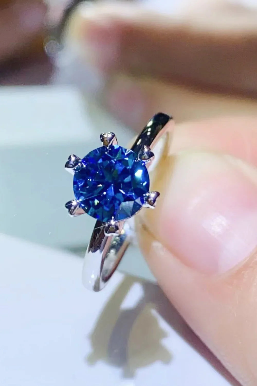 Moissanite Ring Alessia - 1 Carat Minimalist Solitaire Women's Ring Velanci