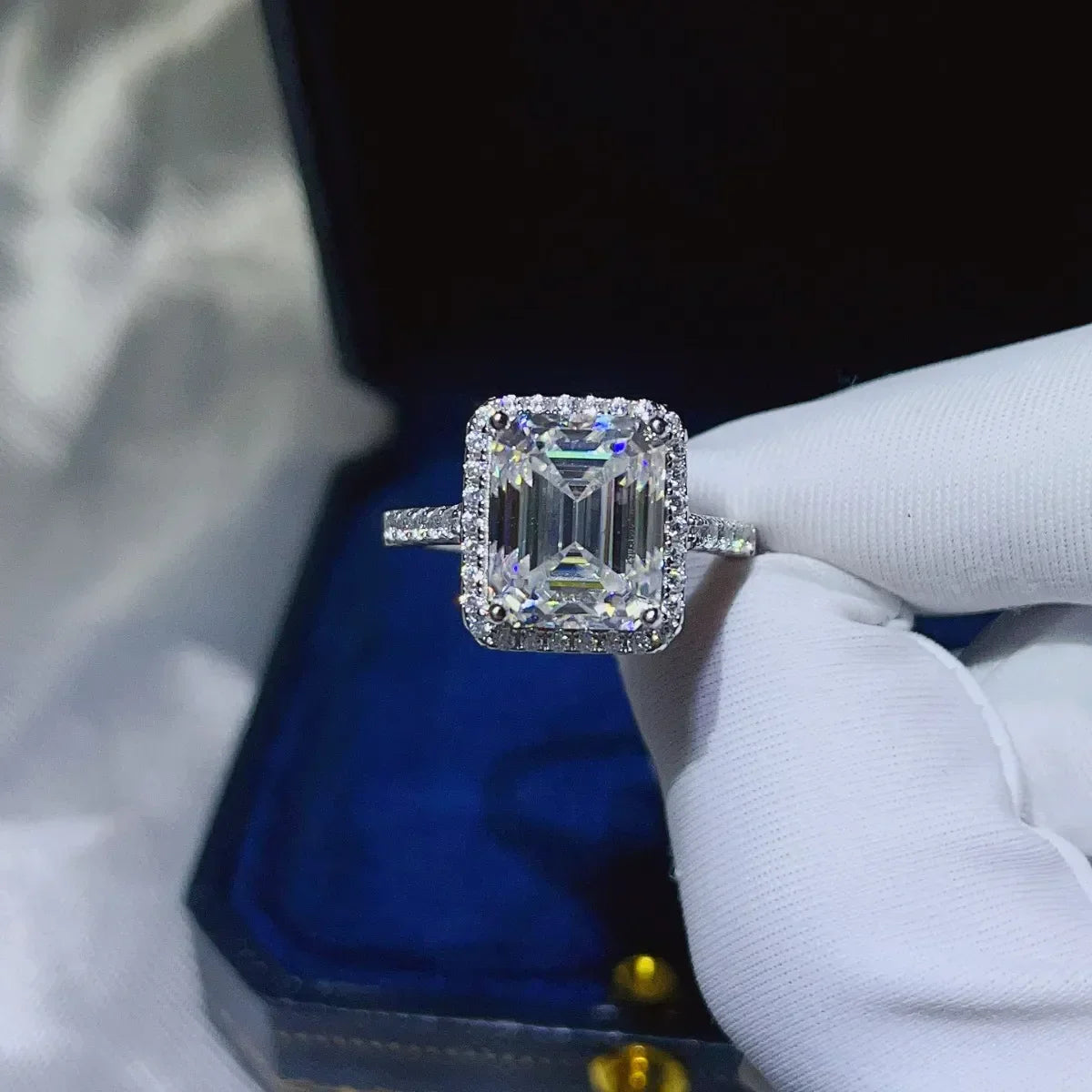 Ring Isabella - Moissanite Coastal Sparkle Sterling Silver Women's Ring Velanci