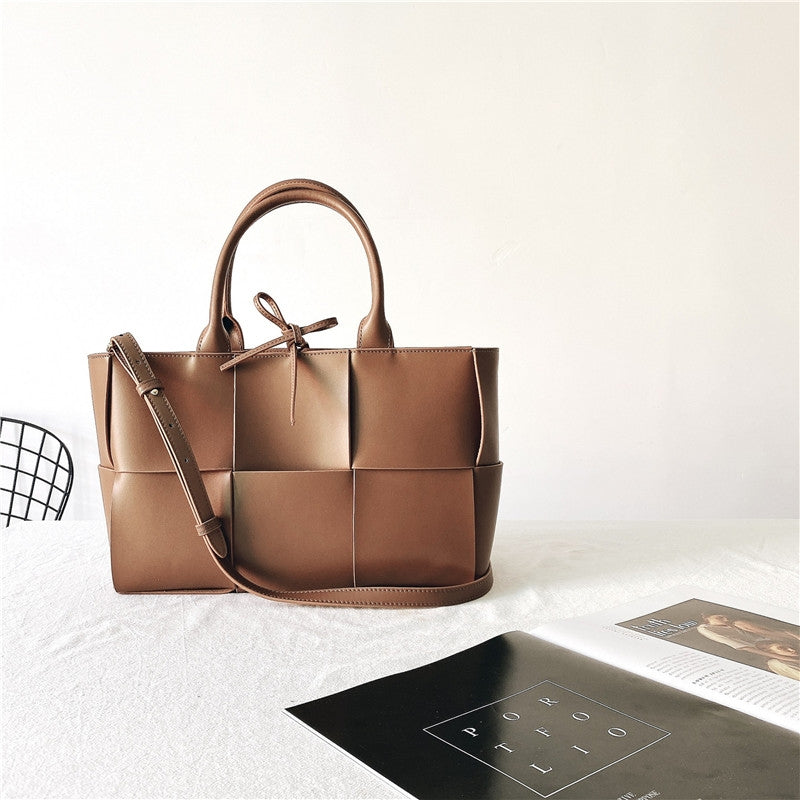 Velanci Leather Tote Bag – Timeless Elegance Redefined